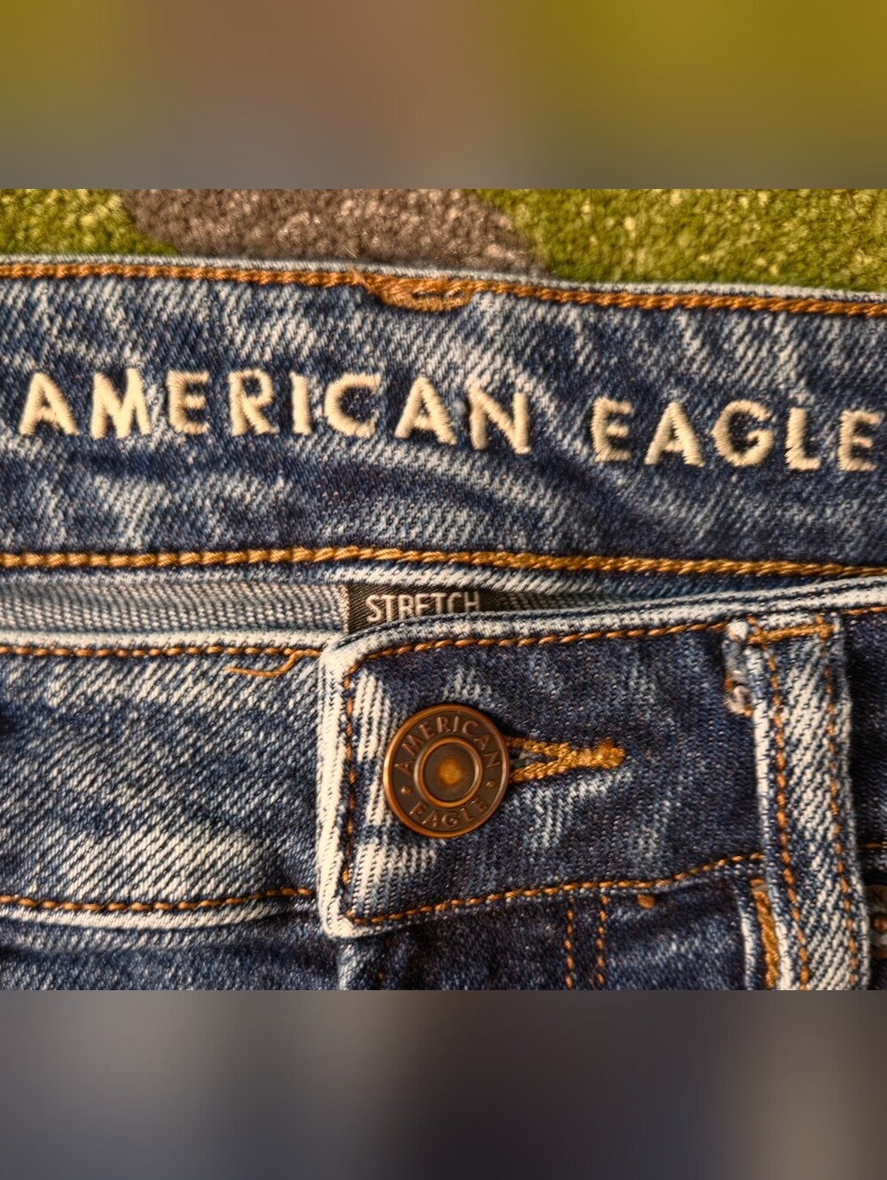 American Eagle Outfitters "Highest Rise Mom Jean"  Cropped Frayed Hem - Picture 6 of 10